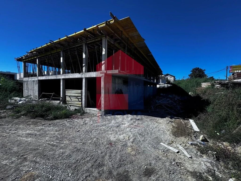 Moradia T3 para Venda em Coucieiro Foto 25