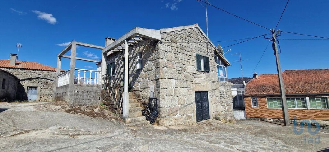 Moradia T3 para Venda em Palhais Foto 1