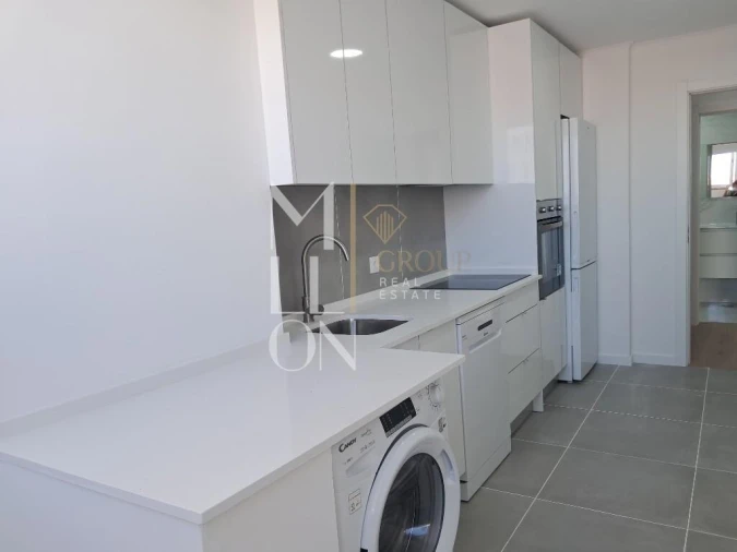 Apartamento T3 para Venda em Alfragide Foto 15