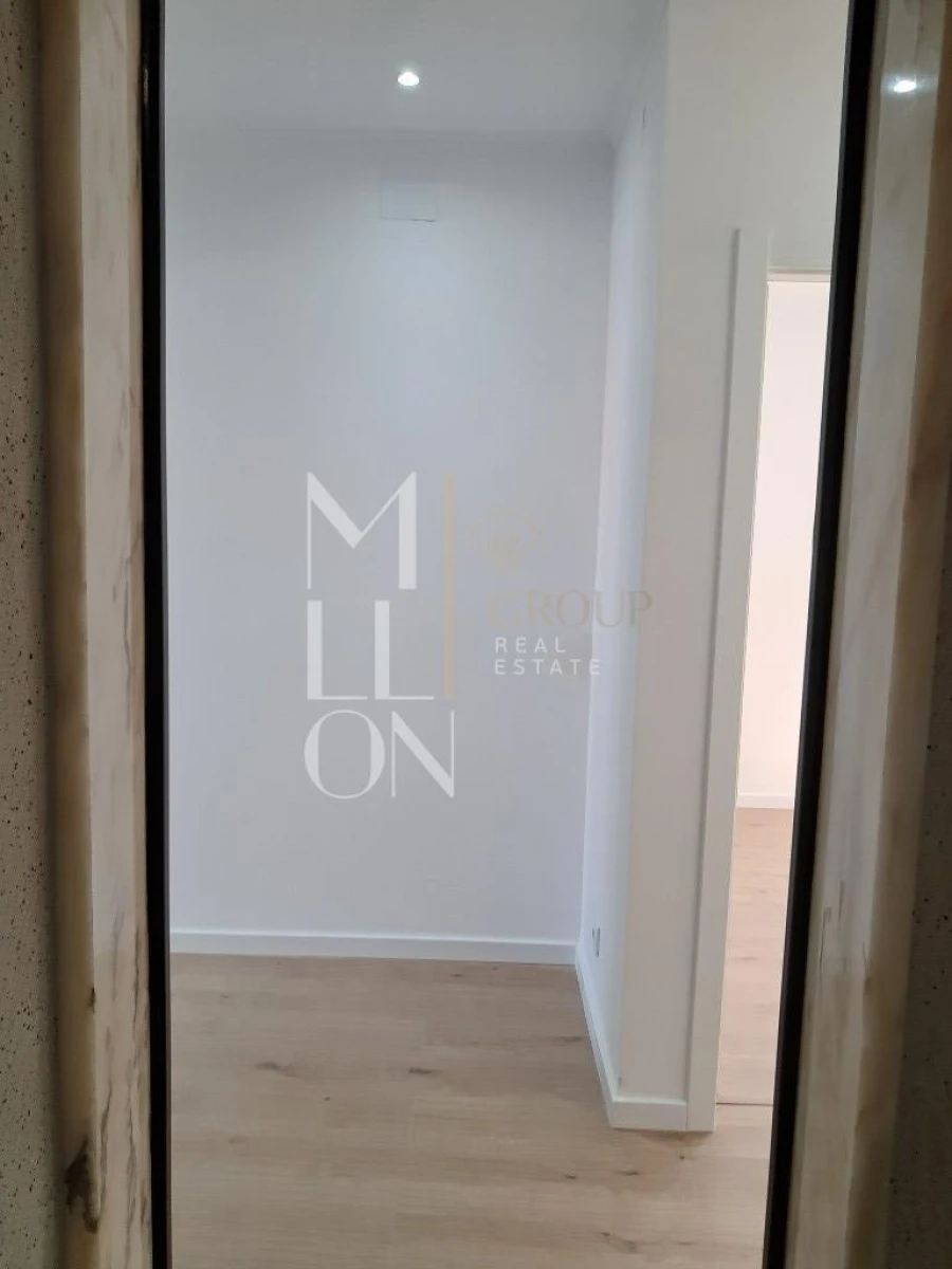 Apartamento T3 para Venda em Alfragide Foto 9