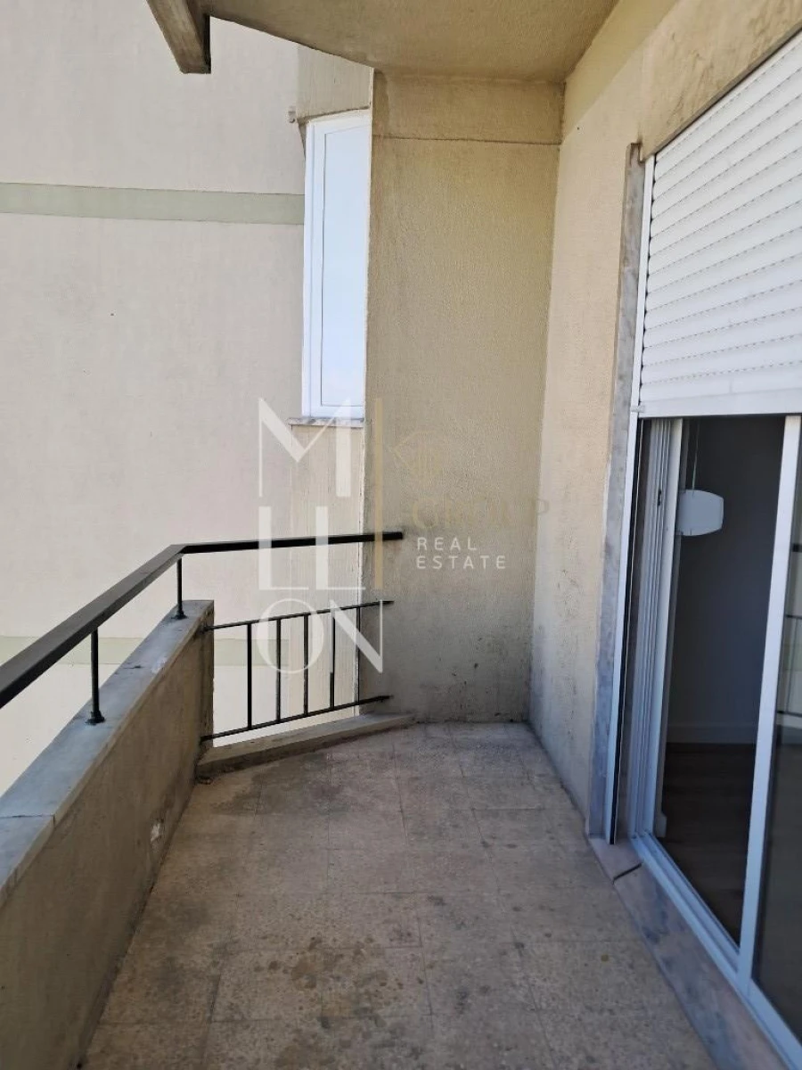 Apartamento T3 para Venda em Alfragide Foto 12