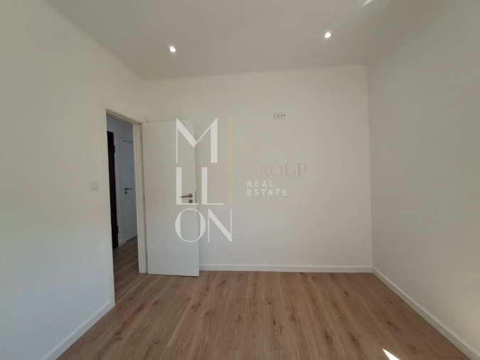 Apartamento T3 para Venda em Alfragide Foto 5