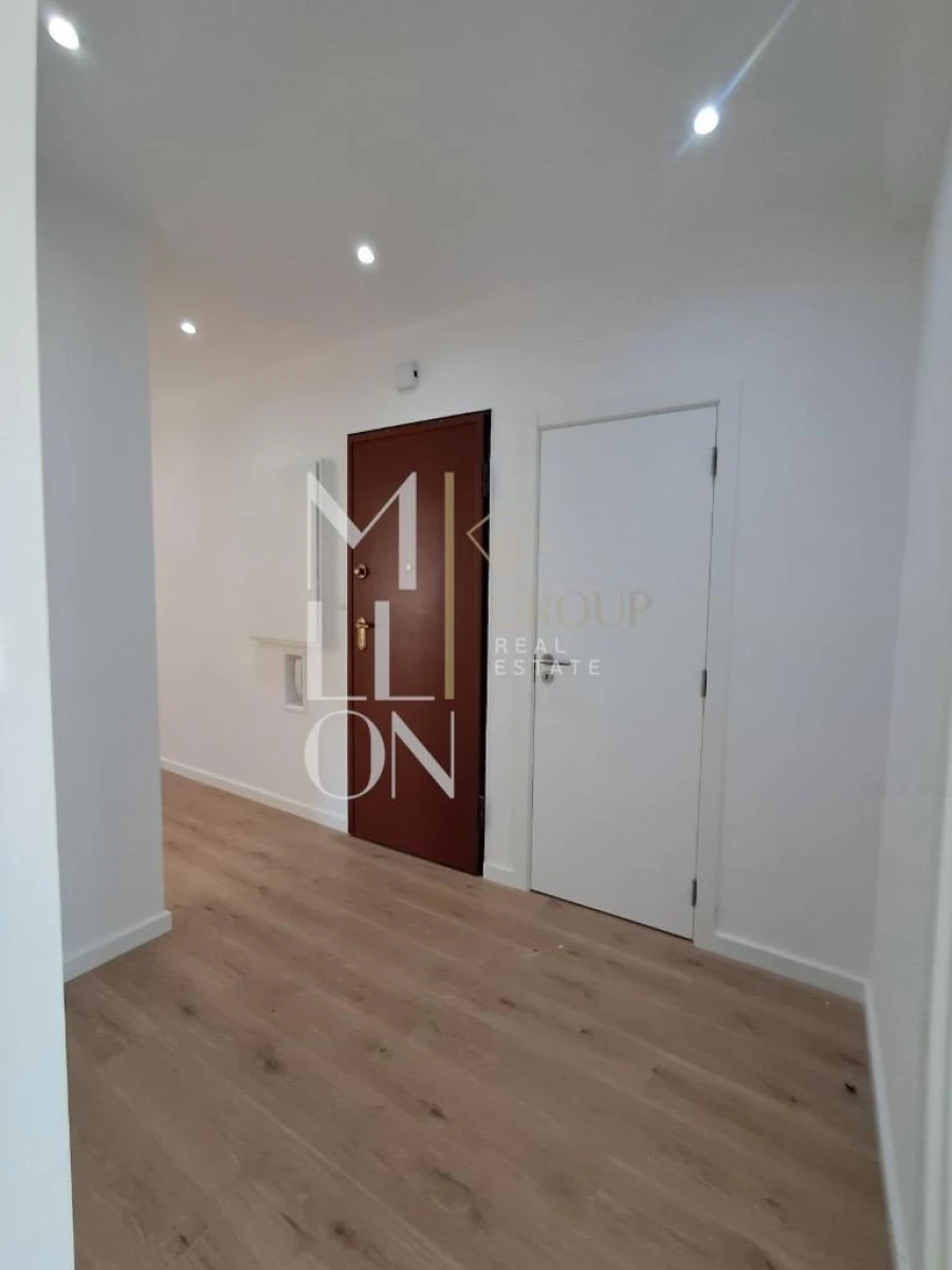 Apartamento T3 para Venda em Alfragide Foto 10