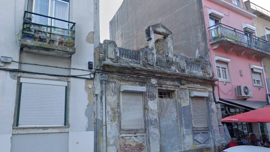 Prédio para Venda em Beato