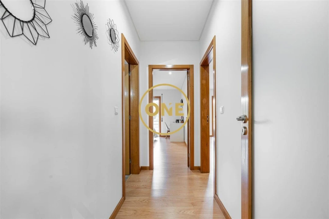 Apartamento T2 para Venda em Rio Mau e Arcos Foto 9