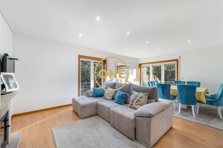 Apartamento T2 para Venda em Rio Mau e Arcos Foto 6