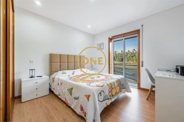 Apartamento T2 para Venda em Rio Mau e Arcos Foto 13