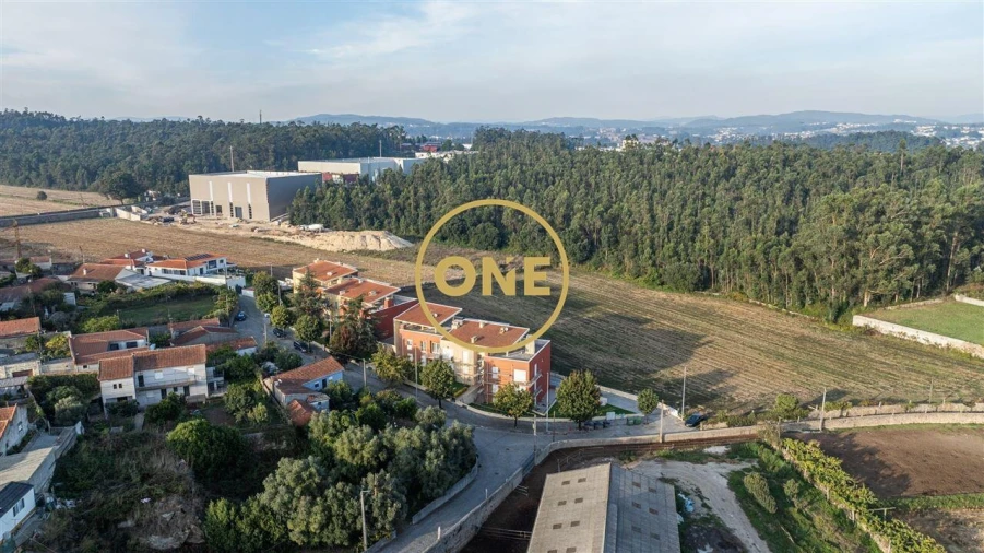 Apartamento T2 para Venda em Rio Mau e Arcos Foto 24