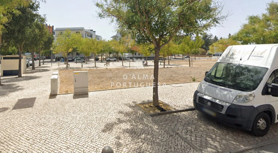 Terreno para Venda em Albufeira e Olhos de Água Foto 2