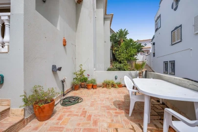 Moradia T5 para Venda em Loule (São Clemente)