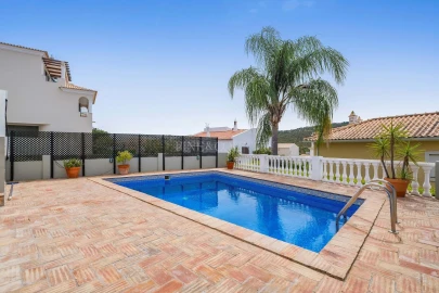 Moradia T5 para Venda em Loule (São Clemente)