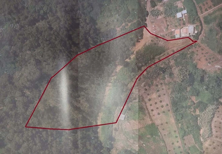 Terreno para Venda em Canhas Foto 4