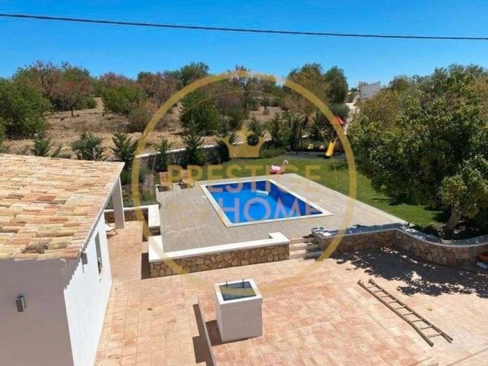 Moradia T4 para Arrendamento em Loule (São Clemente) Foto 22