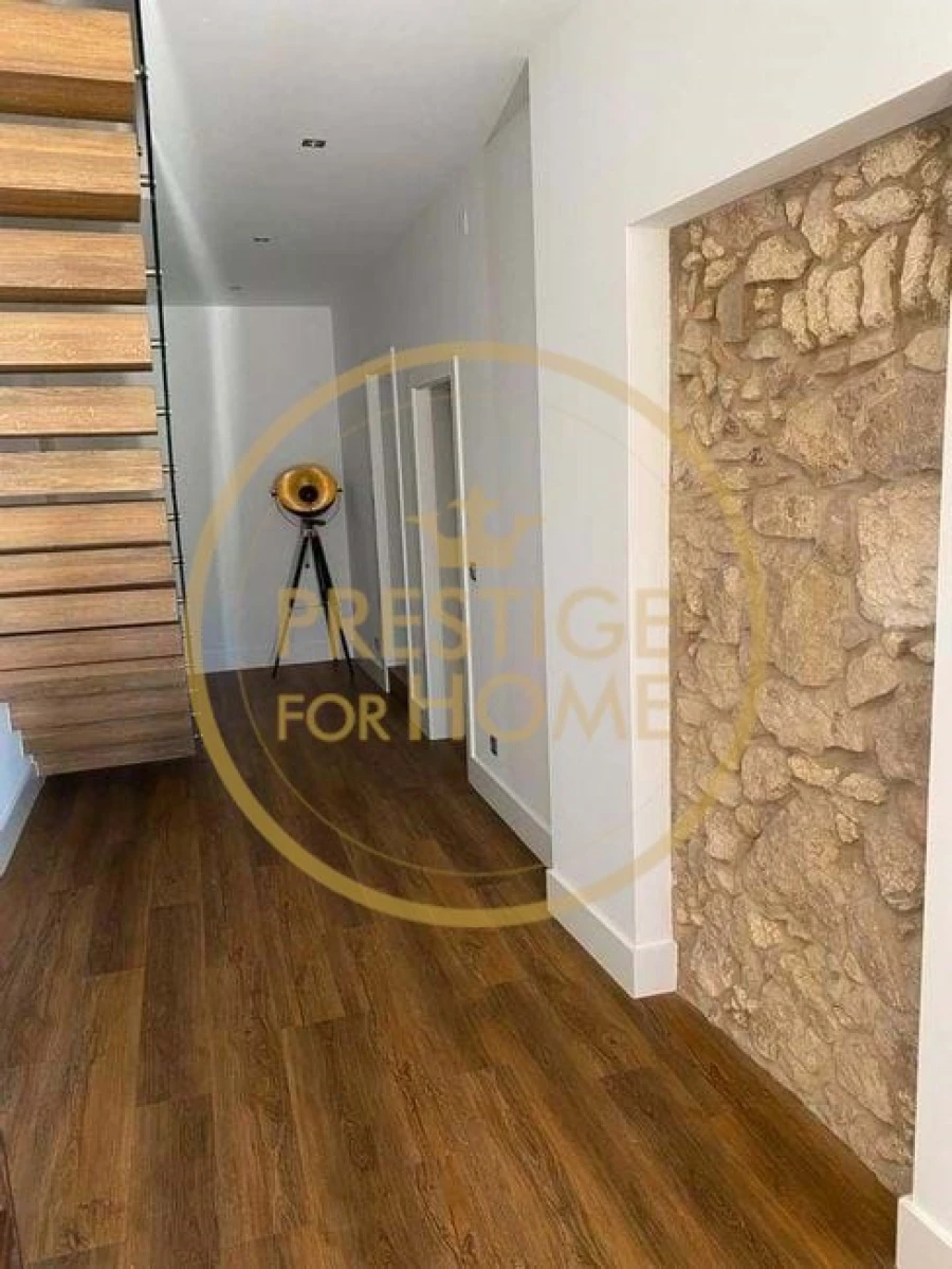 Moradia T4 para Arrendamento em Loule (São Clemente) Foto 13