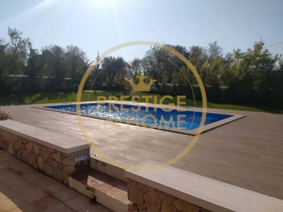 Moradia T4 para Arrendamento em Loule (São Clemente) Foto 34