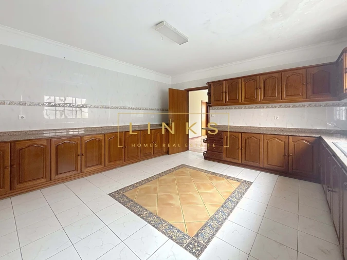 Moradia T3 para Venda em Canhas Foto 13