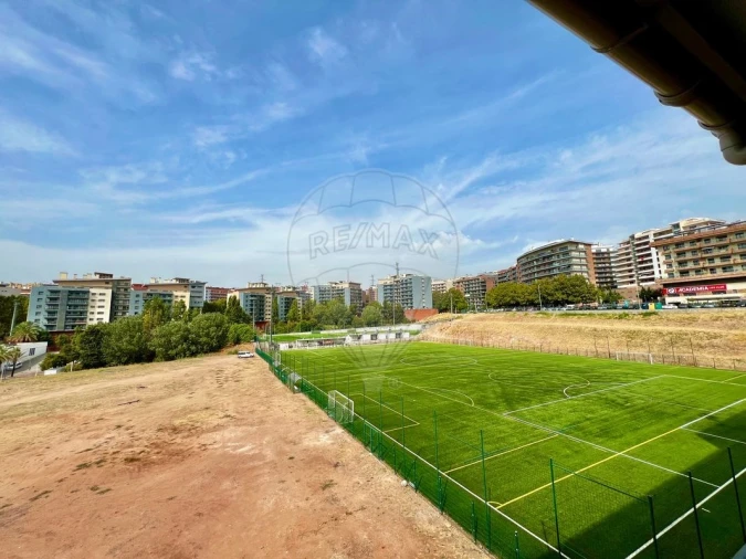 Negócio para Venda em Odivelas Foto 12