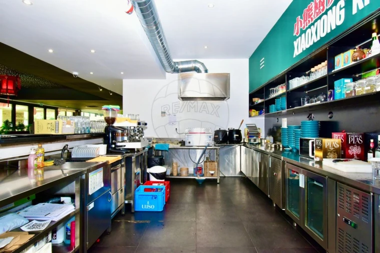 Negócio para Venda em Odivelas Foto 9