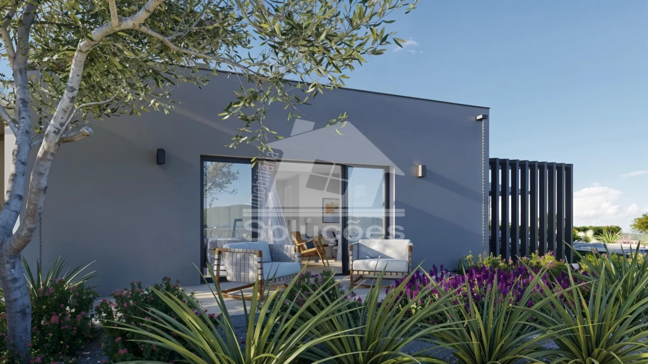 Moradia T2 para Venda em São Silvestre Foto 1