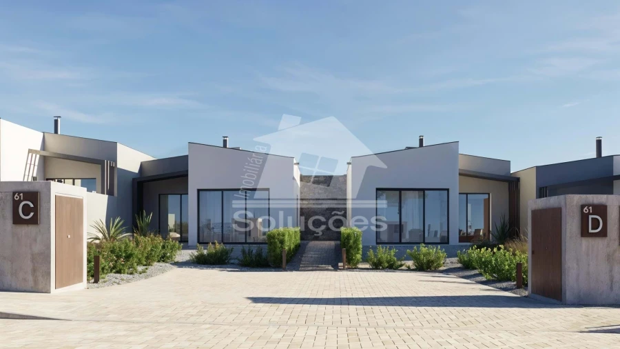 Moradia T2 para Venda em São Silvestre Foto 2