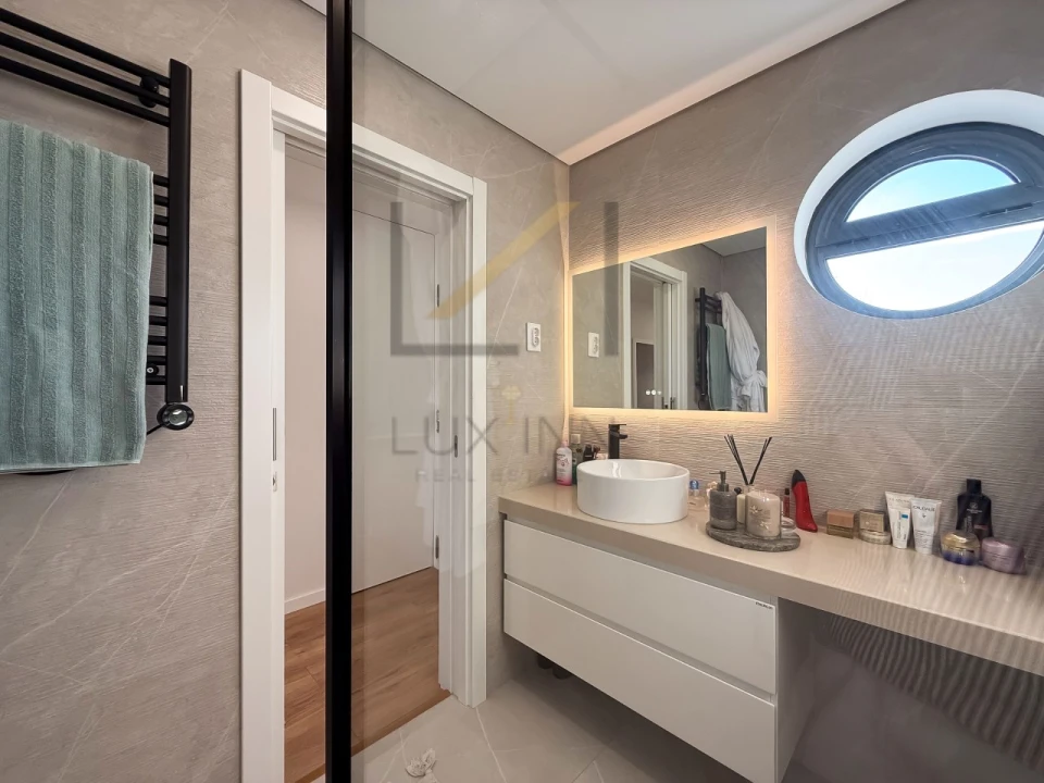 Apartamento T1 para Venda em Quinta do Anjo Foto 16