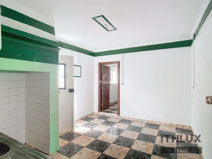 Moradia T2 para Venda em Ciladas Foto 8