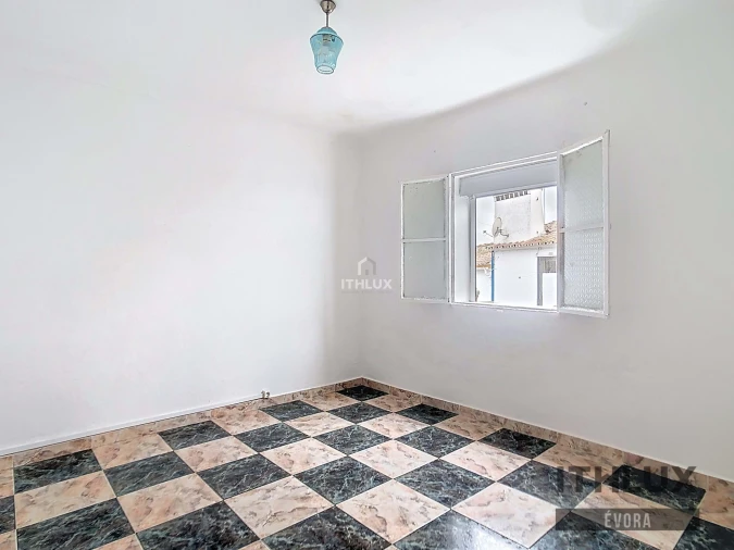 Moradia T2 para Venda em Ciladas Foto 10