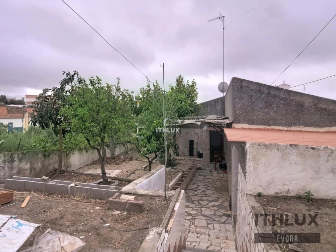 Moradia T2 para Venda em Ciladas Foto 18