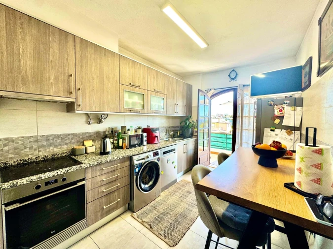 Apartamento T2 para Venda em Lagos (São Sebastião e Santa Maria) Foto 8