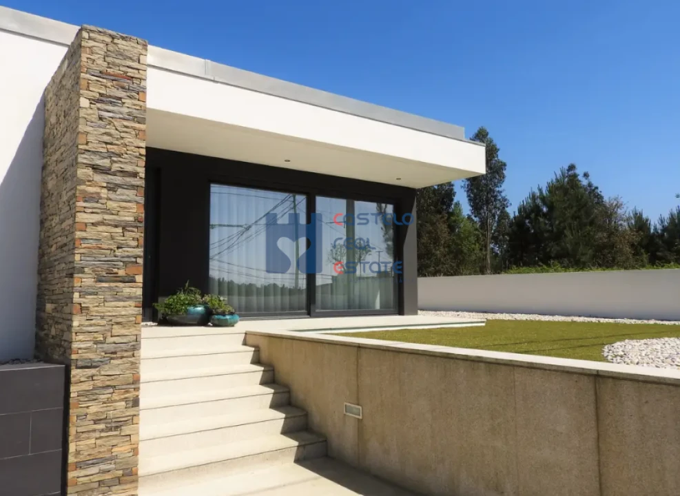 Terreno para Venda em Meia Via Foto 6