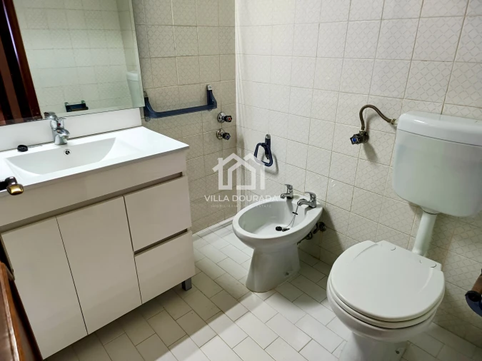 Apartamento T3 para Venda em Rio Tinto Foto 25