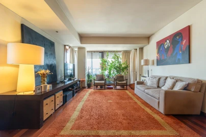 Apartamento T4 para Venda em Lordelo do Ouro e Massarelos