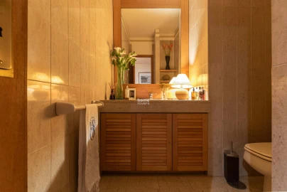 Apartamento T4 para Venda em Lordelo do Ouro e Massarelos