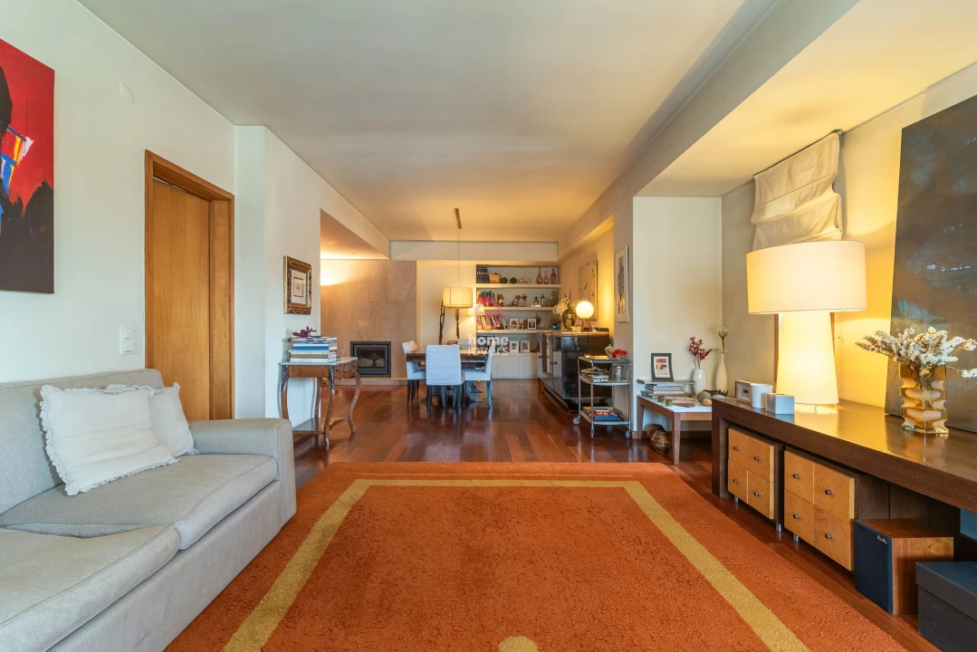 Apartamento T4 para Venda em Lordelo do Ouro e Massarelos Foto 6