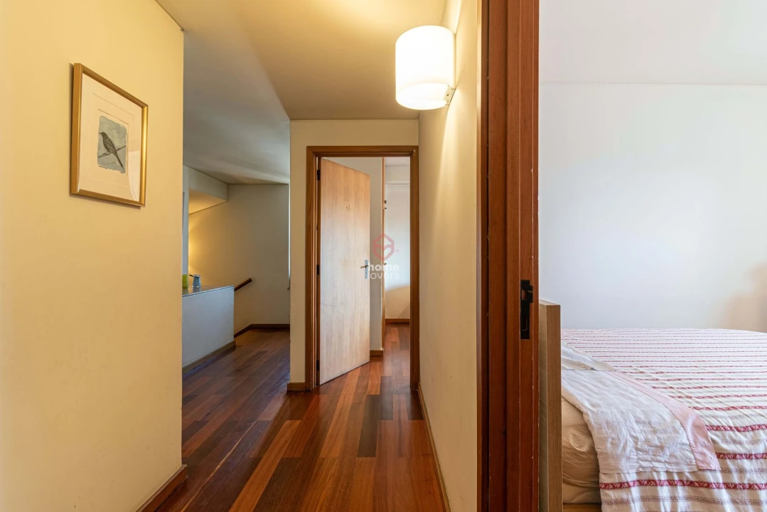 Apartamento T4 para Venda em Lordelo do Ouro e Massarelos Foto 20