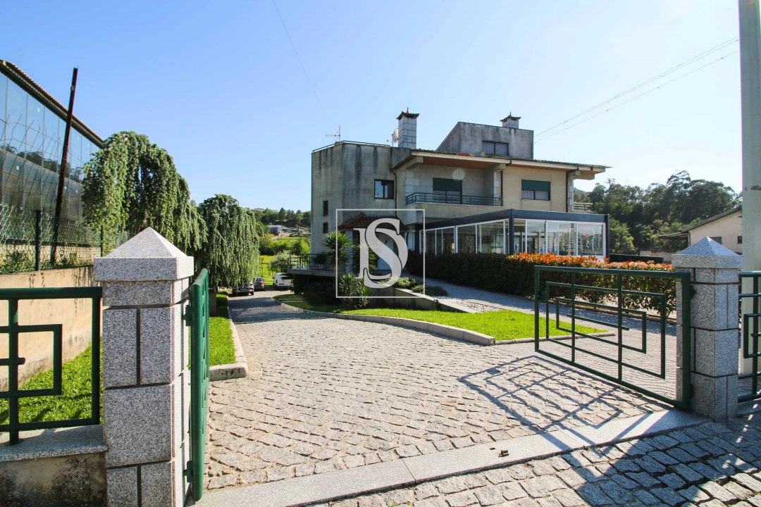 Moradia T6 para Venda em Martim Foto 1