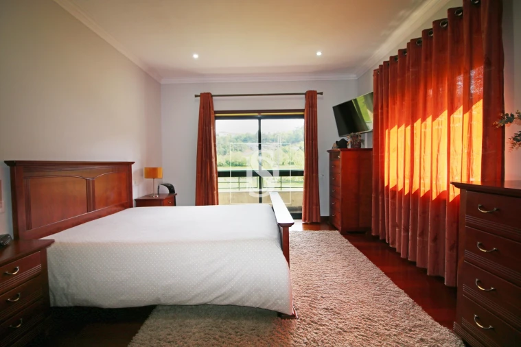 Moradia T6 para Venda em Martim Foto 17