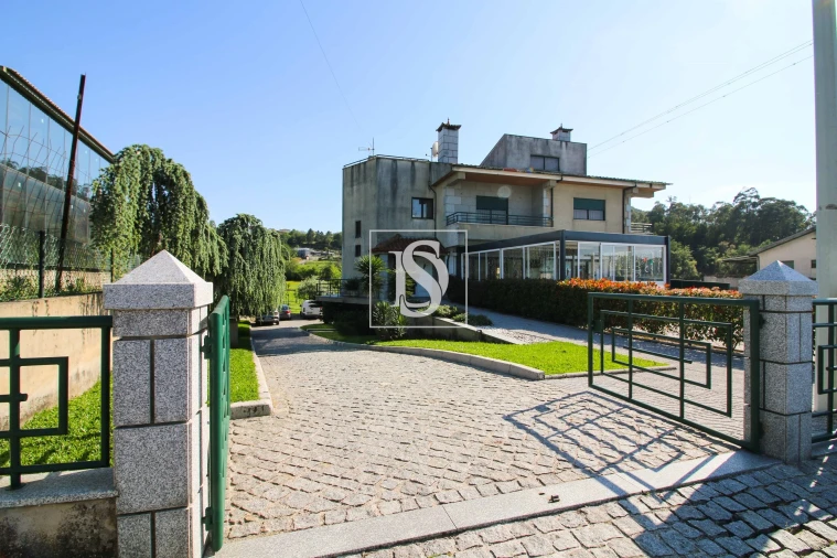 Moradia T6 para Venda em Martim Foto 1