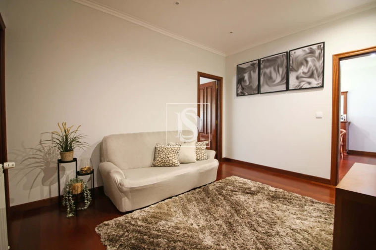 Moradia T6 para Venda em Martim Foto 15