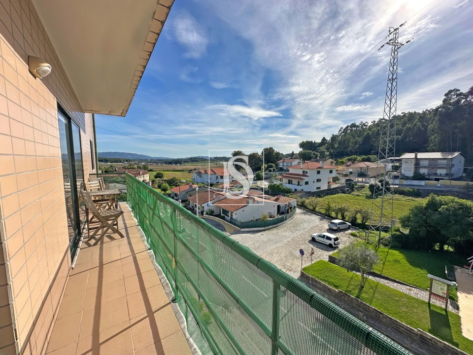 Apartamento T2 para Venda em Requião Foto 22