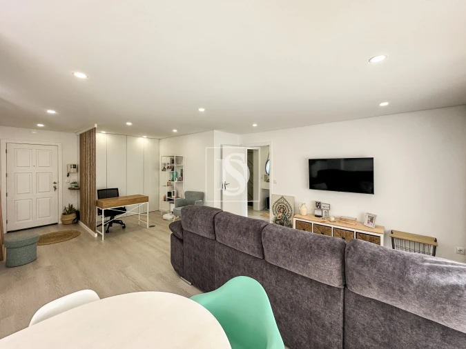 Apartamento T2 para Venda em Requião Foto 10