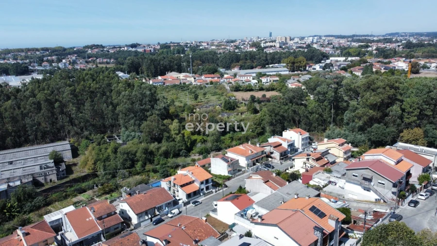 Terreno para Venda em Milheiros Foto 8