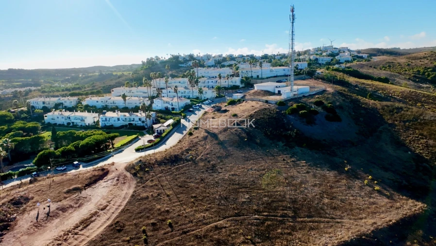 Terreno para Venda em Budens Foto 2