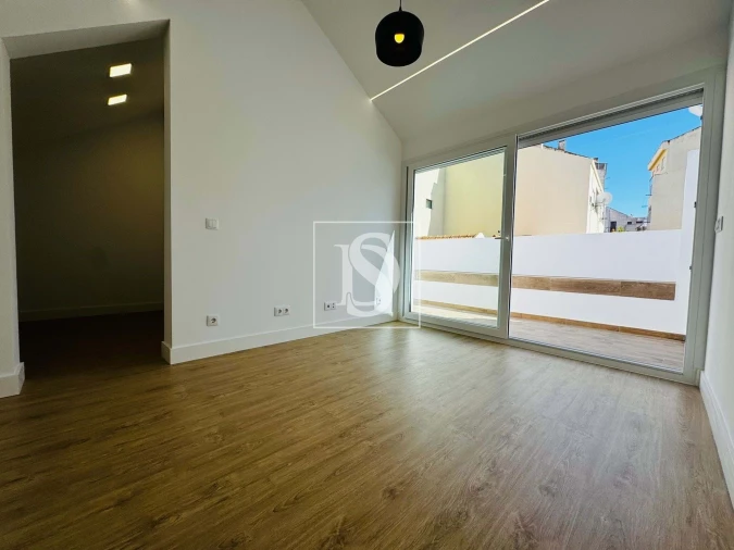 Apartamento T2 para Venda em Barreiro e Lavradio Foto 4