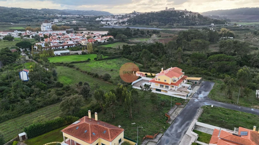 Terreno para Venda em Santa Maria, São Pedro e Sobral da Lagoa Foto 1