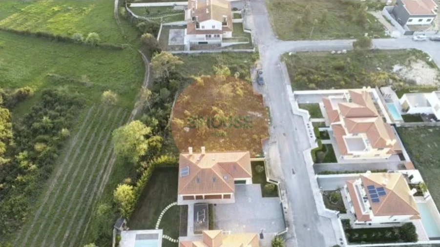 Terreno para Venda em Santa Maria, São Pedro e Sobral da Lagoa Foto 15
