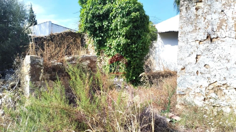 Terreno Misto para Venda em Moncarapacho e Fuseta