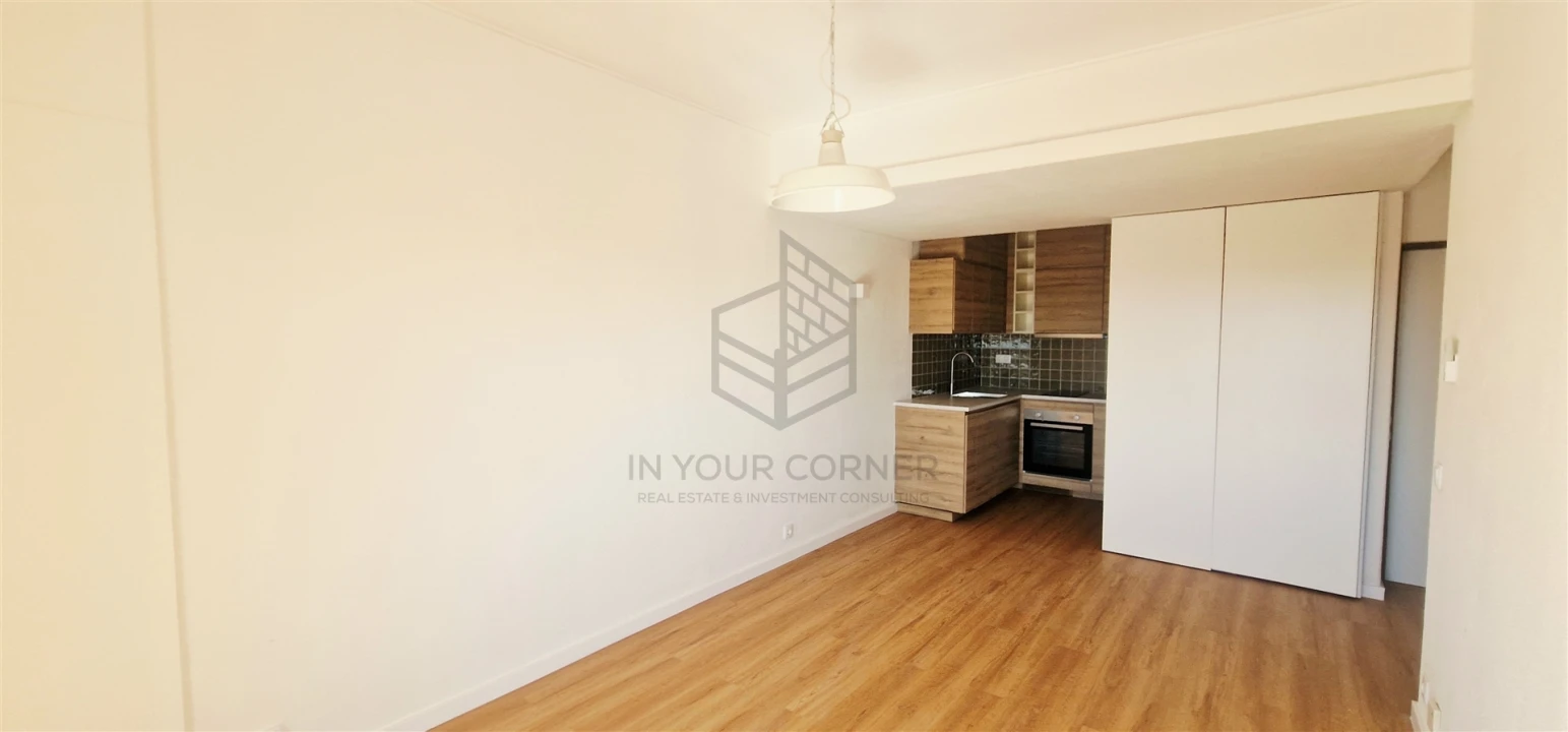 Apartamento T1 para Arrendamento em Penha de França Foto 13