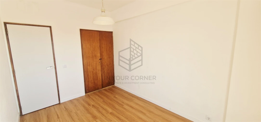 Apartamento T1 para Arrendamento em Penha de França Foto 7