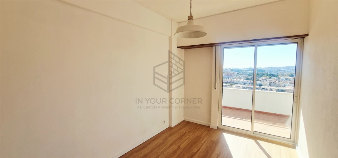 Apartamento T1 para Arrendamento em Penha de França Foto 3